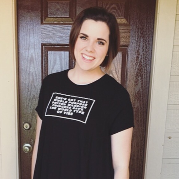 Meet your Posher, Ciara - Picture 1 of 1